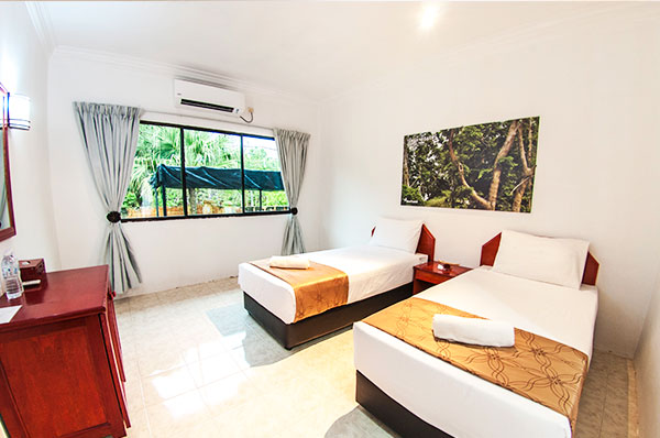 SUPERIOR ROOM